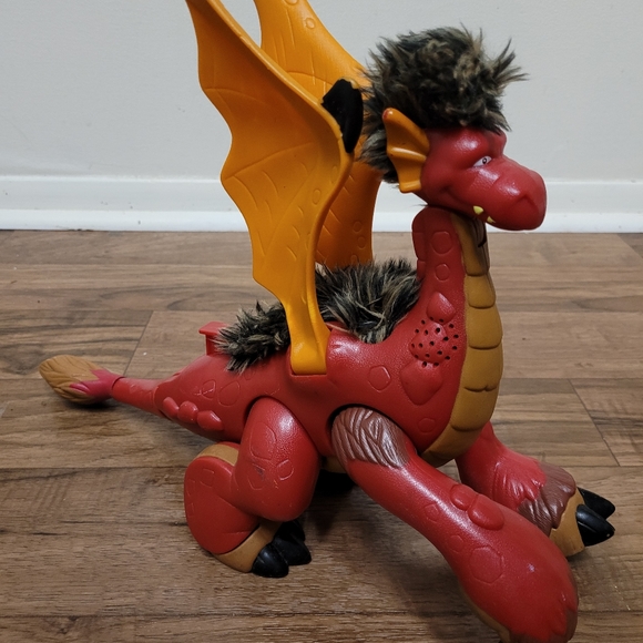 2pc Imaginext Deluxe Green Dragon 13" & Imaginext Red Dragon with Fuzzy Hair - Picture 2 of 4